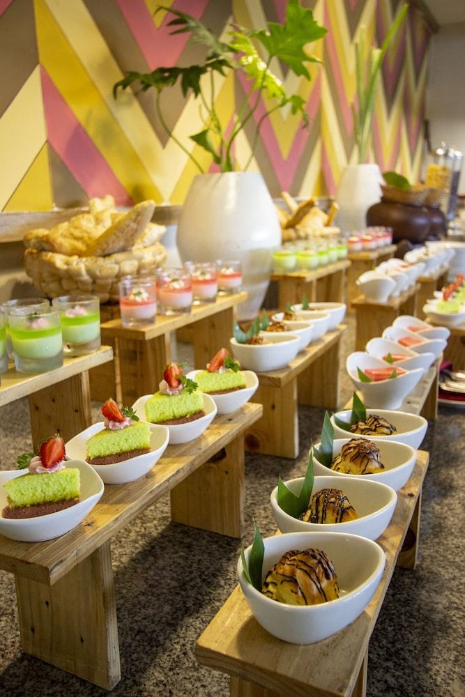 Hotel Fortunagrande Seturan Yogyakarta Maguwo Екстериор снимка