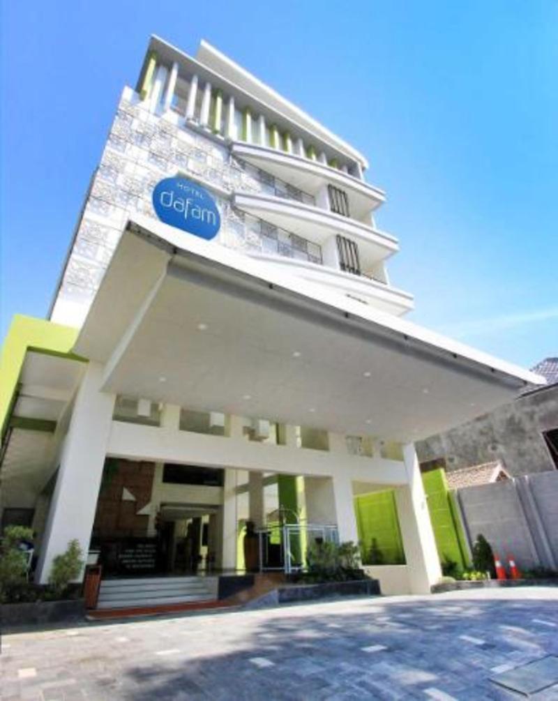Hotel Fortunagrande Seturan Yogyakarta Maguwo Екстериор снимка